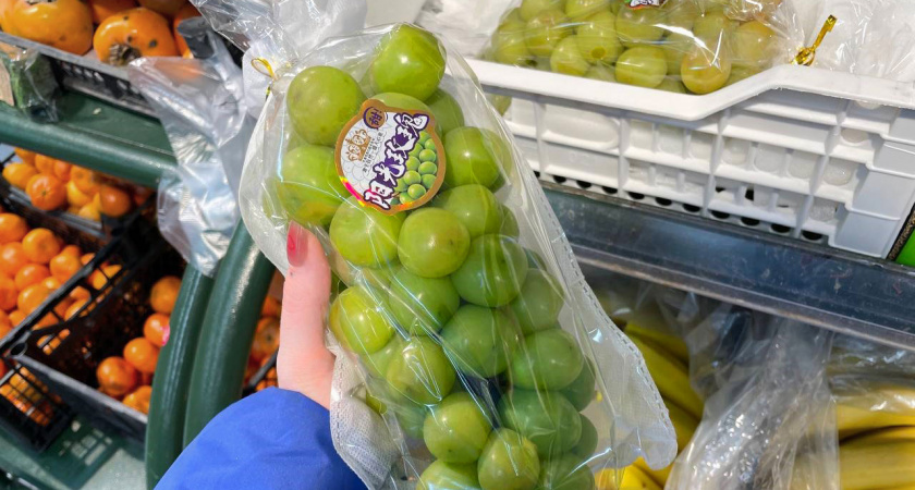 Китайско-японские гроздья-переростки: что стоит за новым трендом на зарубежный виноград