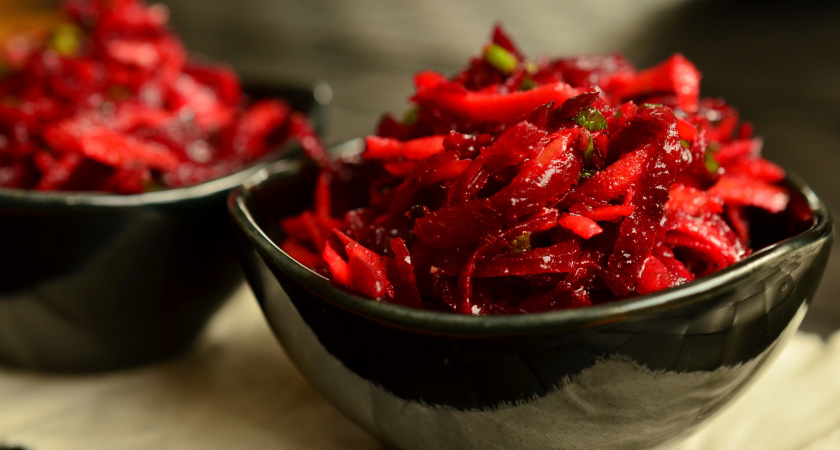 Тушеная свекла по методу трех «не»: секрет идеального вкуса