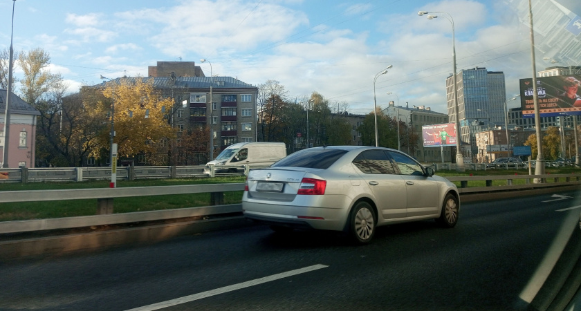 Завершение обгона через сплошную линию: правовые аспекты и судебная практика