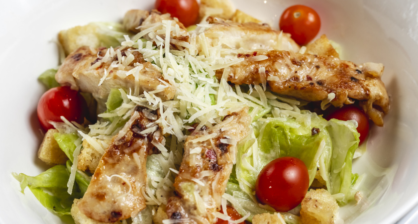 Салат "Курочка под кайфом": главный хит новогоднего застолья - сведет с ума домашних и гостей