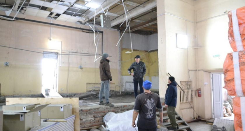 В Коми продолжается капитальный ремонт культурного центра имени Шишеловой