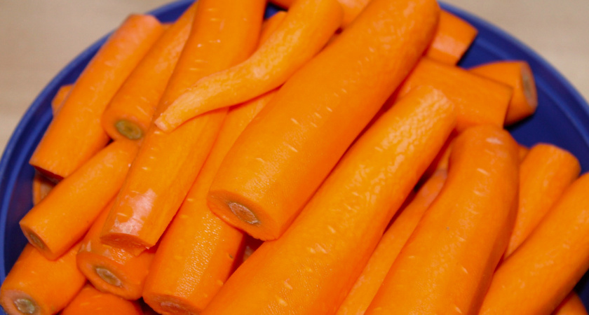 Запечённая, а не варёная: Секрет идеальной моркови для салата от ресторанного шефа