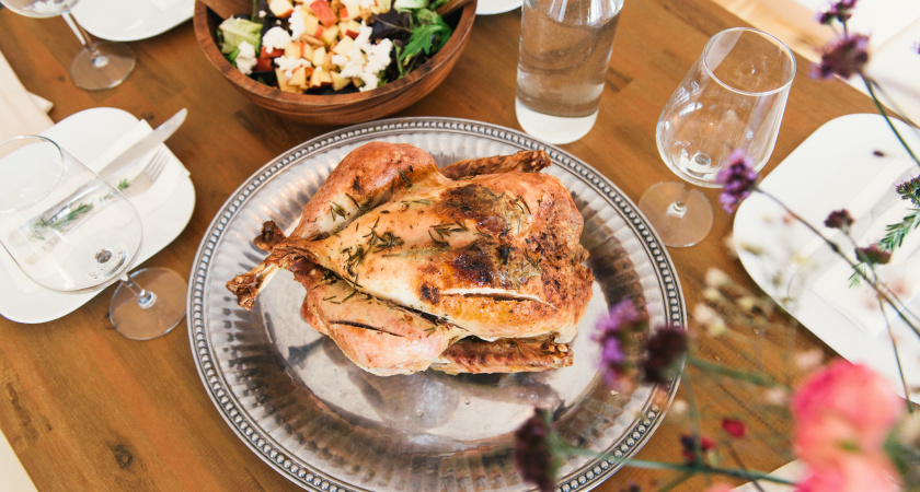 Символ года против курицы и рыбы: Какие блюда могут отпугнуть удачу в 2026 году