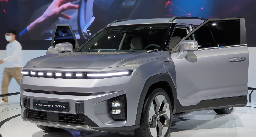 Китайцы сами ездят на иномарках, а нам продают упакованные «ведра»? Проверил — сгонял в Поднебесную: вот на чем они ездят