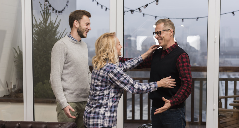 Кто ходит в гости, тот нарушает элементарный этикет