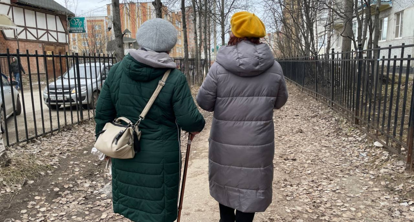 Головные уборы для женщин 50+: как сделать акцент на элегантность, а не на возраст