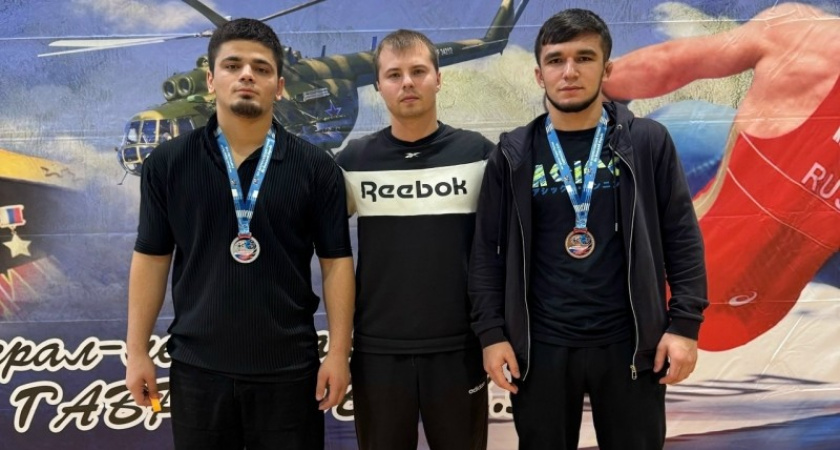 Борцы из Коми завоевали медали на всероссийском турнире