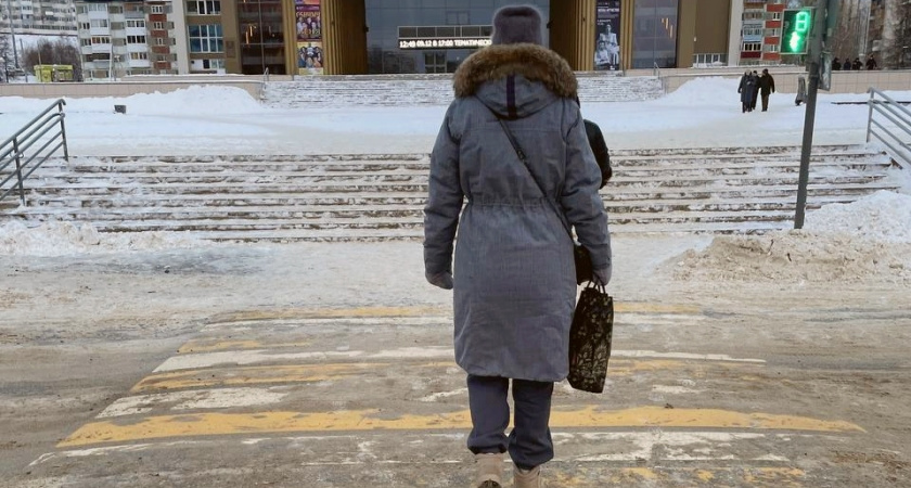 «Уступи дорогу пешеходу»: разбираем спорную норму ПДД на реальном примере