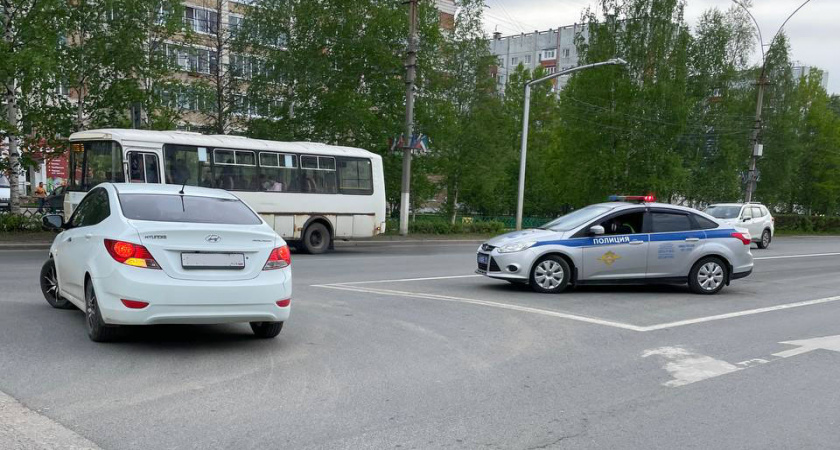 В ГАИ разъяснили - что нужно делать, если вы уже пересекли стоп-линию и загорелся красный сигнал светофора