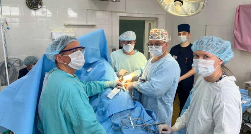 В Коми хирурги внедрили новую методику эндопротезирования плечевого сустава
