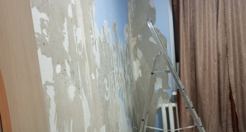 Виниловые обои отправятся в топку: клеим другой долговечный материал — актуальный тренд у дизайнеров