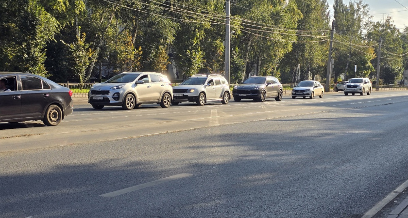 Верховный суд поставил точку: попадает ли наезд одним колесом на сплошную под лишение