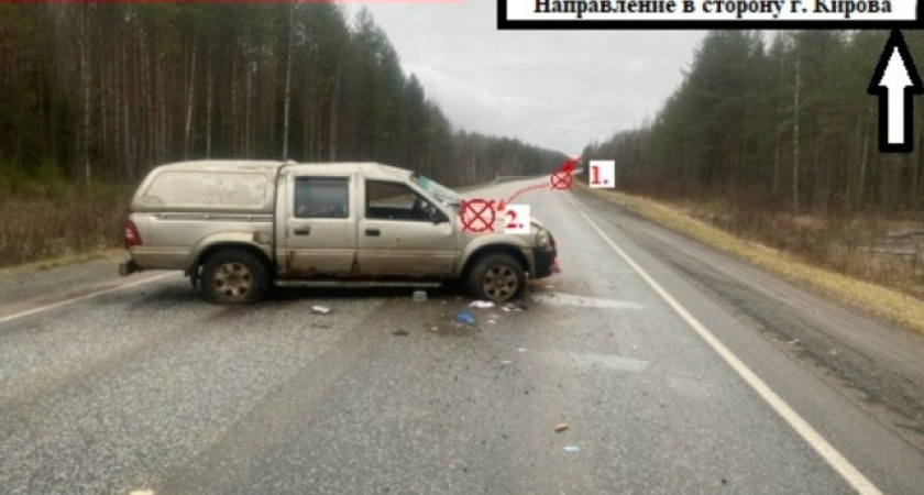 В Коми иномарка столкнулась с бетонным ограждением