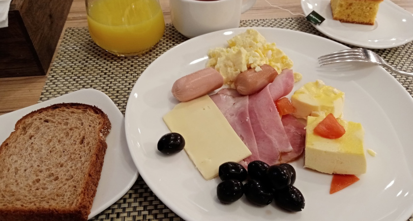 Секрет идеального утра: Ученые раскрыли формулу самого полезного завтрака