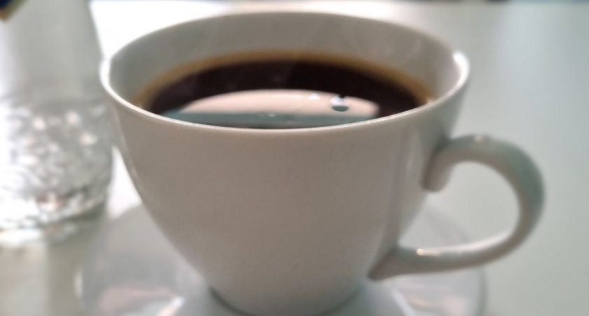 Научили вкусно и правильно заваривать кофе прямо в чашке: 4 тонкости и 4 ошибки — кофе, бодрость на 4 часа