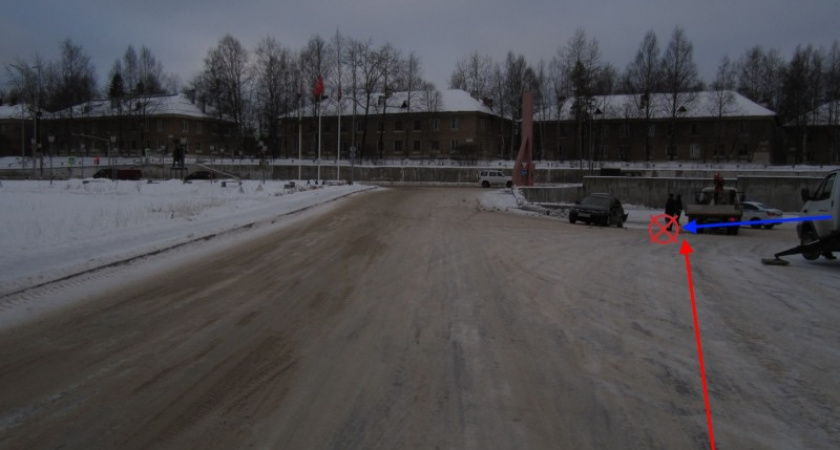 В Ухте автокран не уступил проезд “Субару”