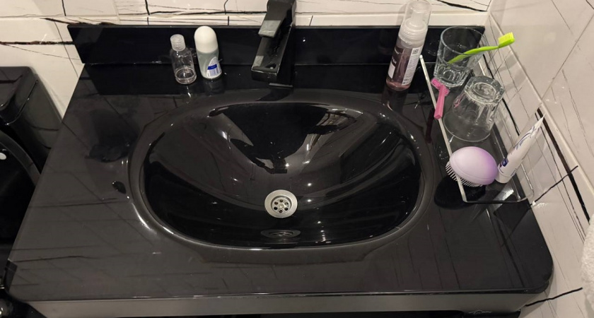 Почистила слив в ванной от волос, не разбирая сифон. Делюсь с вами 3 секретами