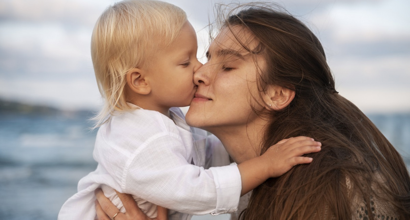 От матери зависит, будет ли ребенок слабаком или уверенным человеком: правдивые доводы Зигмунда Фрейда