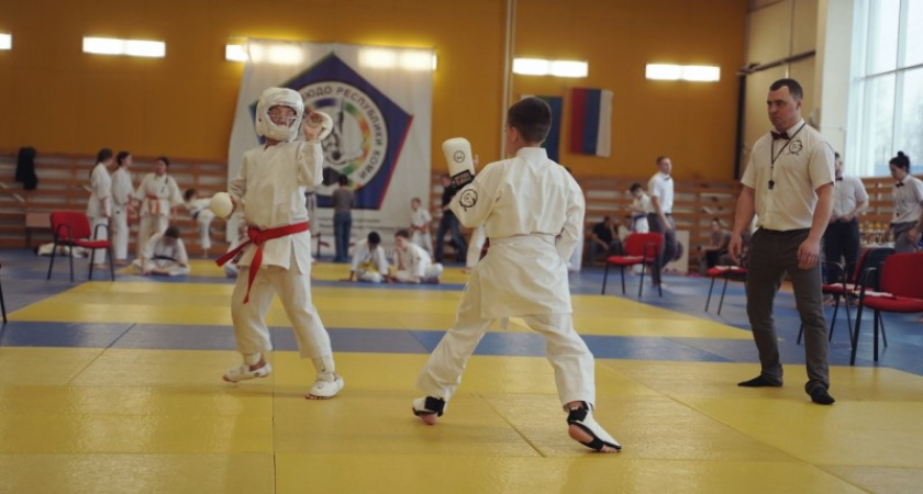 Около 200 каратистов Коми поборются за право участвовать в чемпионате России