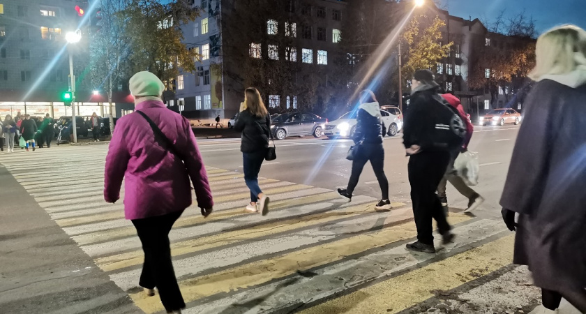 Верховный Суд постановил: нужно ли ждать, пока пешеход полностью перейдёт дорогу, или сразу ехать