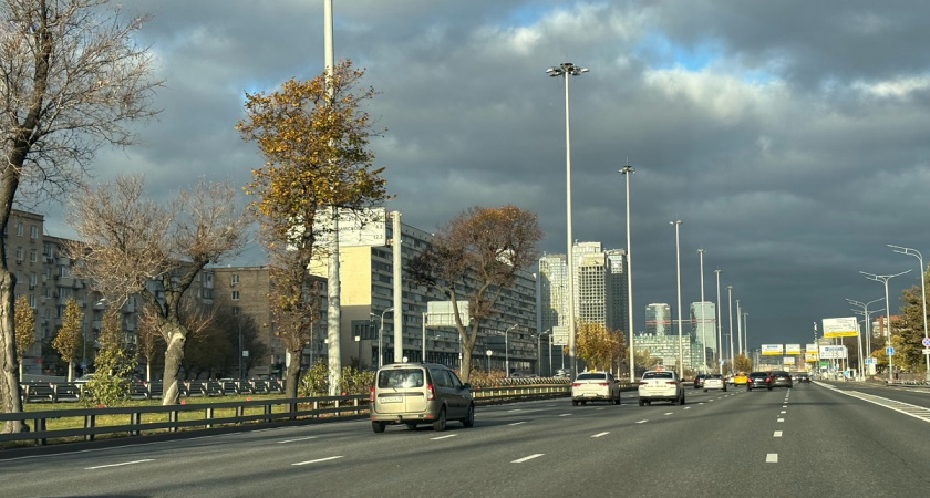 Разметка две сплошные с прерывистой между ними: что она означает - рассказал инспектор ГИБДД