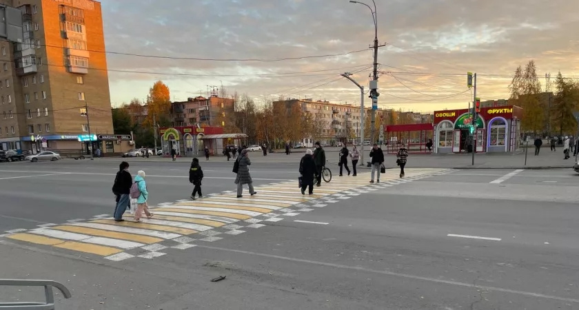 Шаг на «зебру» больше не в вашу пользу: Верховный суд пояснил, как теперь водитель должен уступить пешеходу - запомните раз и на всю жизнь