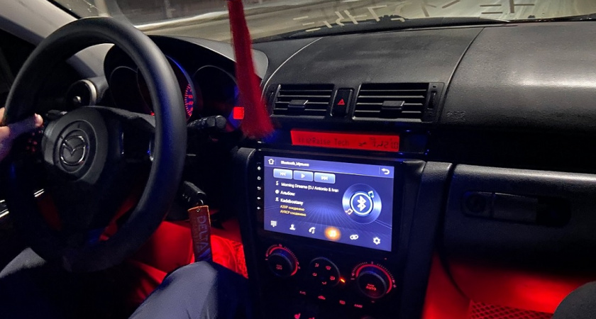 Водитель сзади прижимается слишком близко — простой способ заставить его "отлипнуть"