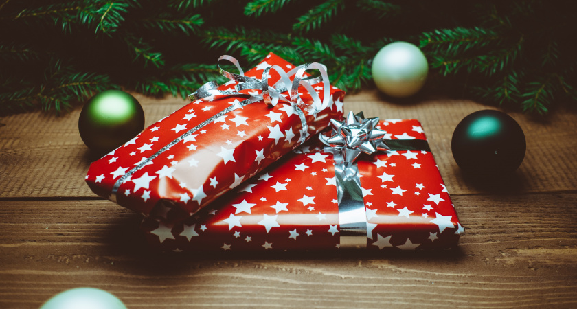 23 небанальных подарка на Новый год - забудьте про носки и сладости