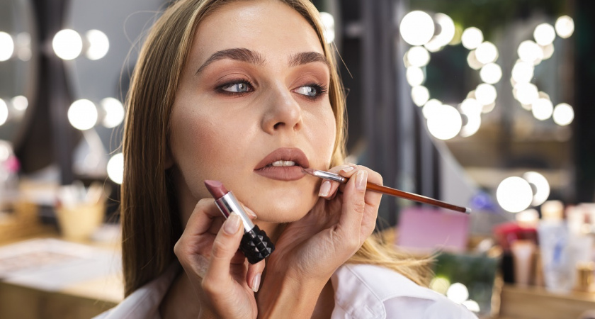 Те самые 3 ошибки в макияже, которые незаметно добавляют возраст - совершает каждая вторая женщина