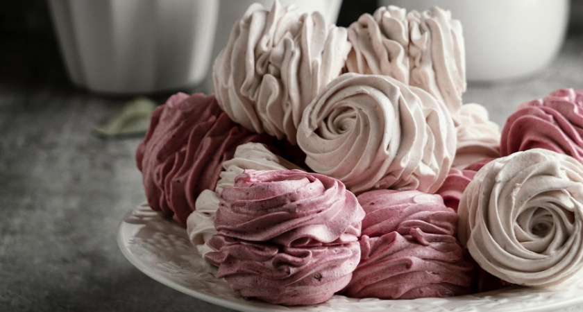 Мои дети обожают этот домашний клубничный зефир! Готовлю его каждый день, сметают подчистую