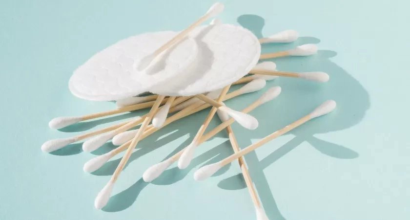 Опытные хозяйки скупают ватные диски пачками: гениальные лайфхаки с ватными дисками - настоящие бытовые палочки-выручалочки