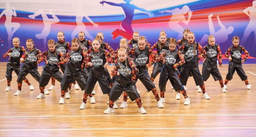 Команда из Республики Коми завоевала "бронзу" на всероссийском первенстве по чир-спорту