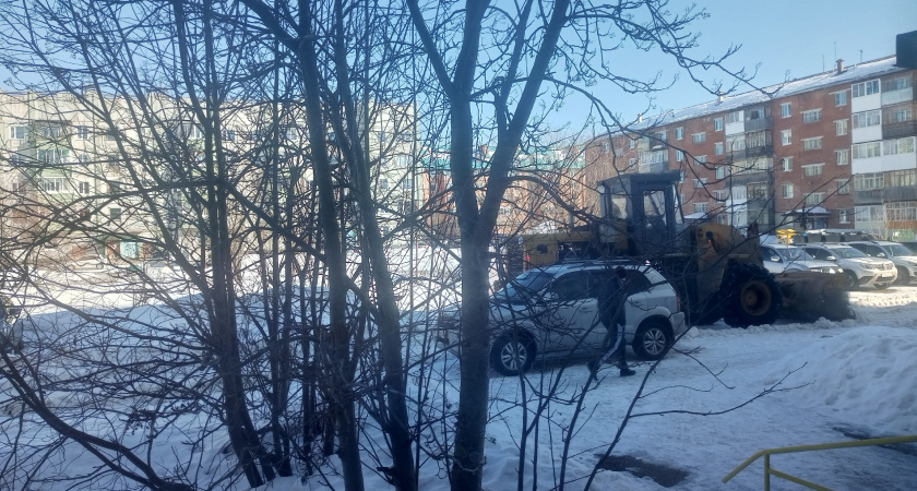 Верховный суд поставил жирную точку в вопросе парковки во дворе: эти правила заставят уважать соседей