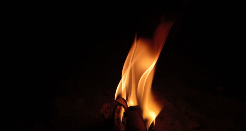 Два человека погибли при пожарах в Коми за сутки