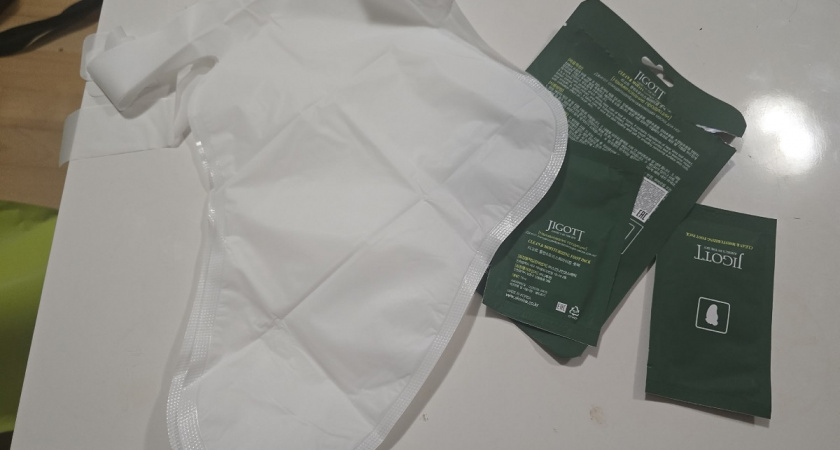 Мягкие пятки всего за одну ночь: лайфхак с носкочками, который работает на 100 %