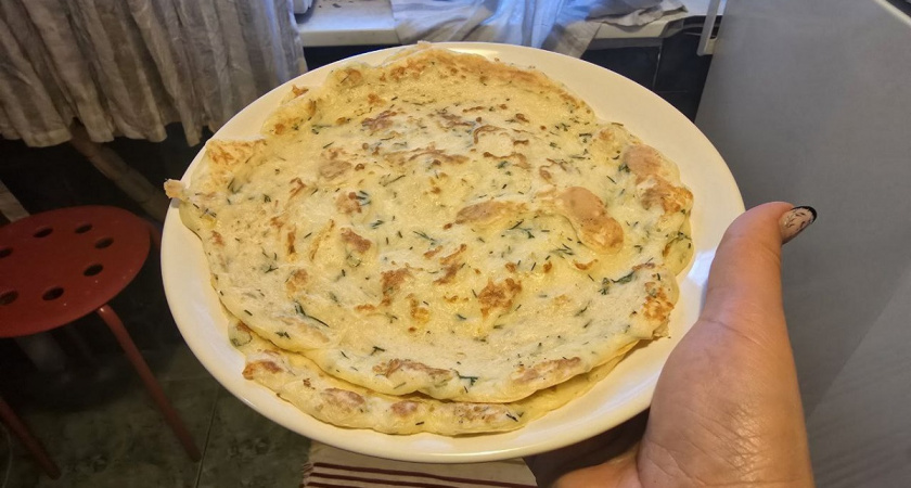 Научили готовить вкуснятину на завтрак за 5 минут: пара яиц и пачка творога