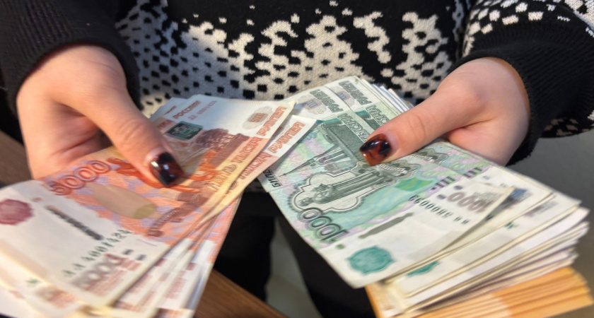 Жительница Коми потеряла почти 2 миллиона рублей из-за звонка лжесотрудника ФСБ