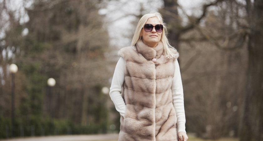 Пуховики уходят в прошлое: 5 тёплых сочетаний, которые согреют и сделают образ роскошным зимой 2025-2026