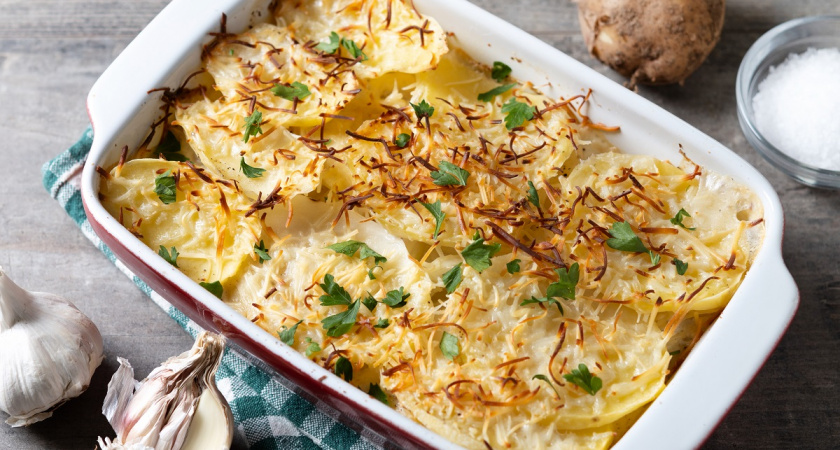 Никаких больше пюре и мундиров: готовлю нежнейший картофельный гратен, который достоин места на праздничном столе