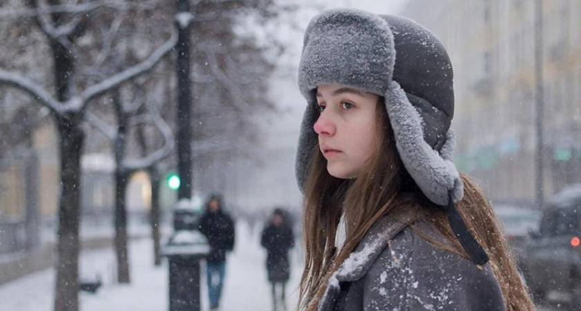 Шапка-ушанка против бини: почему зимой-2025 все носят именно ее