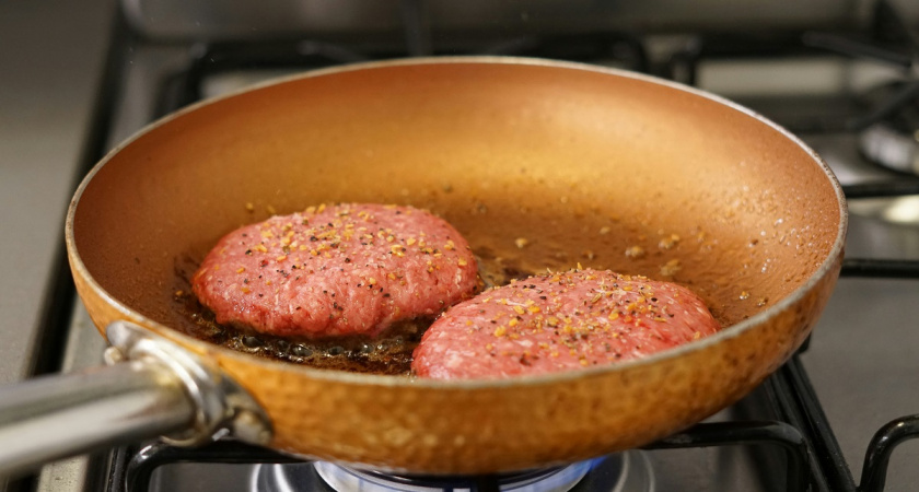 Секрет «пуховых» котлет: простая хитрость для идеальной сочности