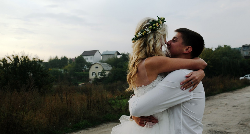 Женщины с этими именами успешно выходят замуж раз и на всю жизнь — любовь предначертана судьбой