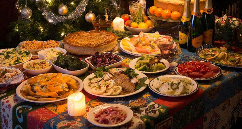 Чтобы привлечь удачу Красной Огненной Лошади, следует обязательно приготовить на новогодний стол-2026 эти блюда