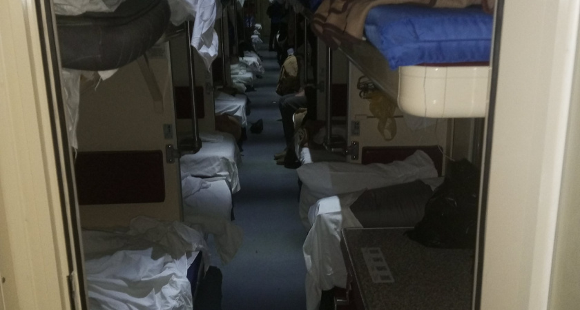 Тайная жизнь проводников РЖД: что они делают, когда пассажиры уходят спать - откровение работника