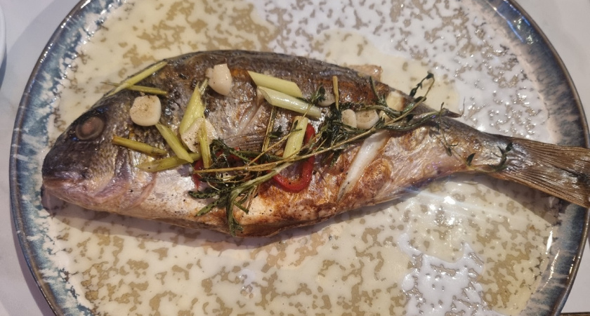 Больше рыбу не жарю: 40 минут и вся семья ест самую сочную запечённую рыбу по-французски – вкуснее мяса
