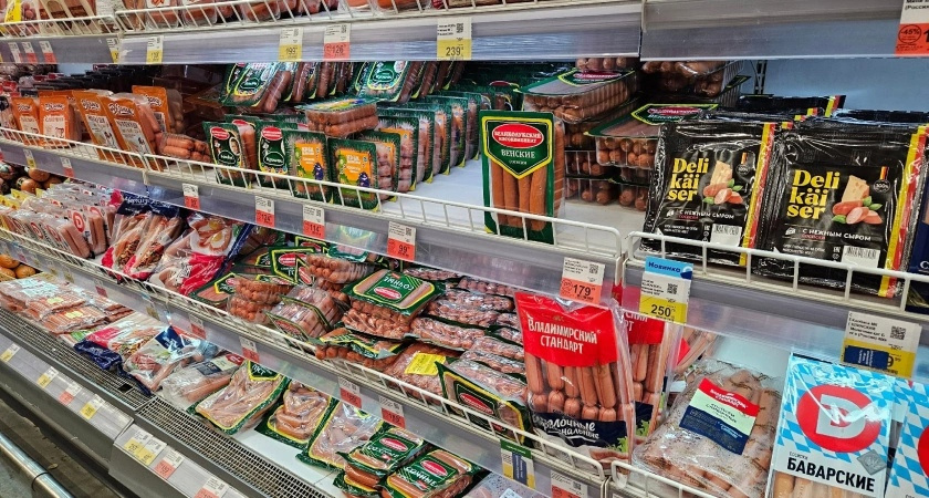 Можно смело брать разом хоть 3 пачки: какие марки сосисок имеют хороший состав - покупаю детям на завтрак