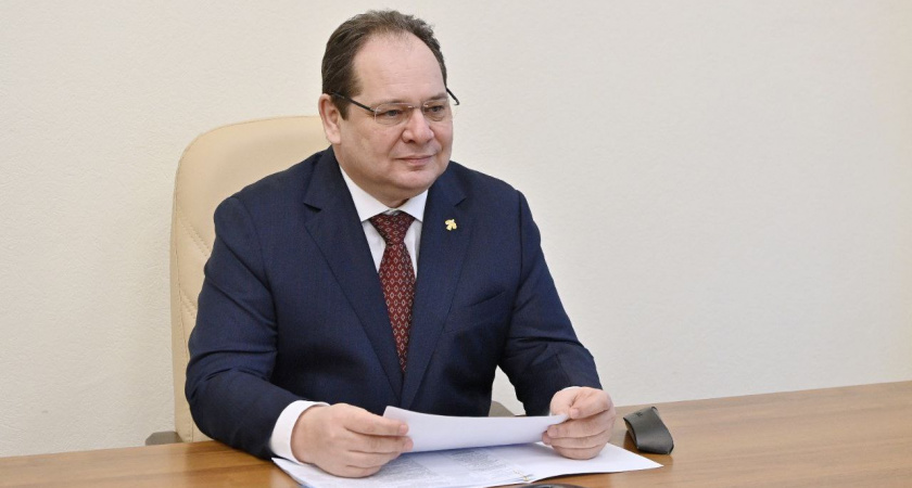 Глава Коми поздравил православных с наступившим Рождеством