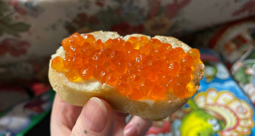 Храню икру только так: использую 1 трюк и ем свежую целый месяц поле Нового года 