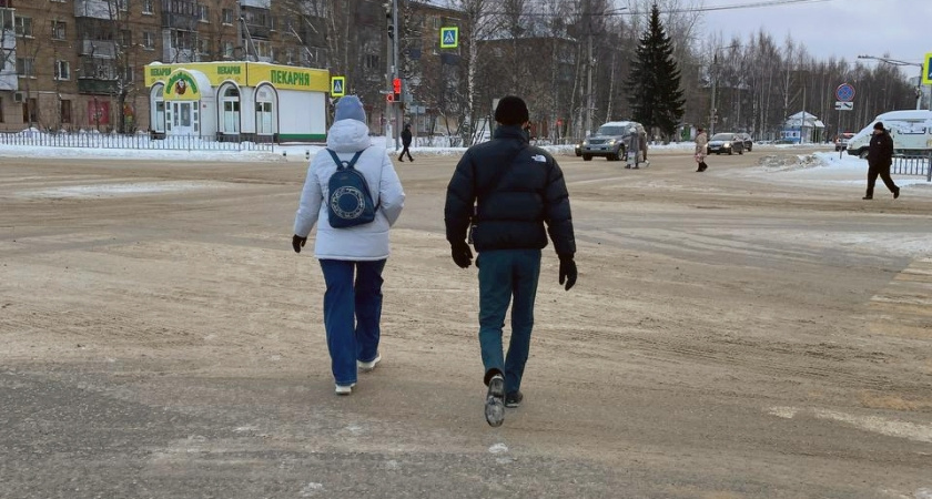 Верховный Суд поставил окончательную точку в наболевшем вопросе: должен ли водитель ждать, пока пешеход полностью перейдёт дорогу