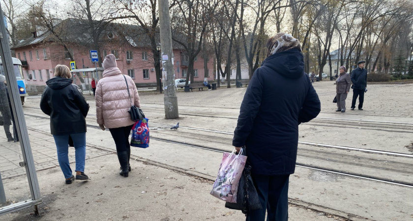 Что женщина осознаёт с годами: стихотворение Ларисы Рубальской, в котором — вся мудрость женской доли и прожитых лет